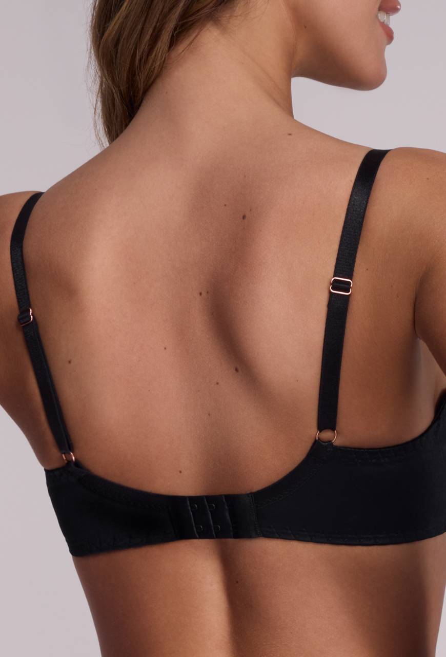 BH AV 2187 Soft – Sinnliches Schwarz und Tüllstickerei