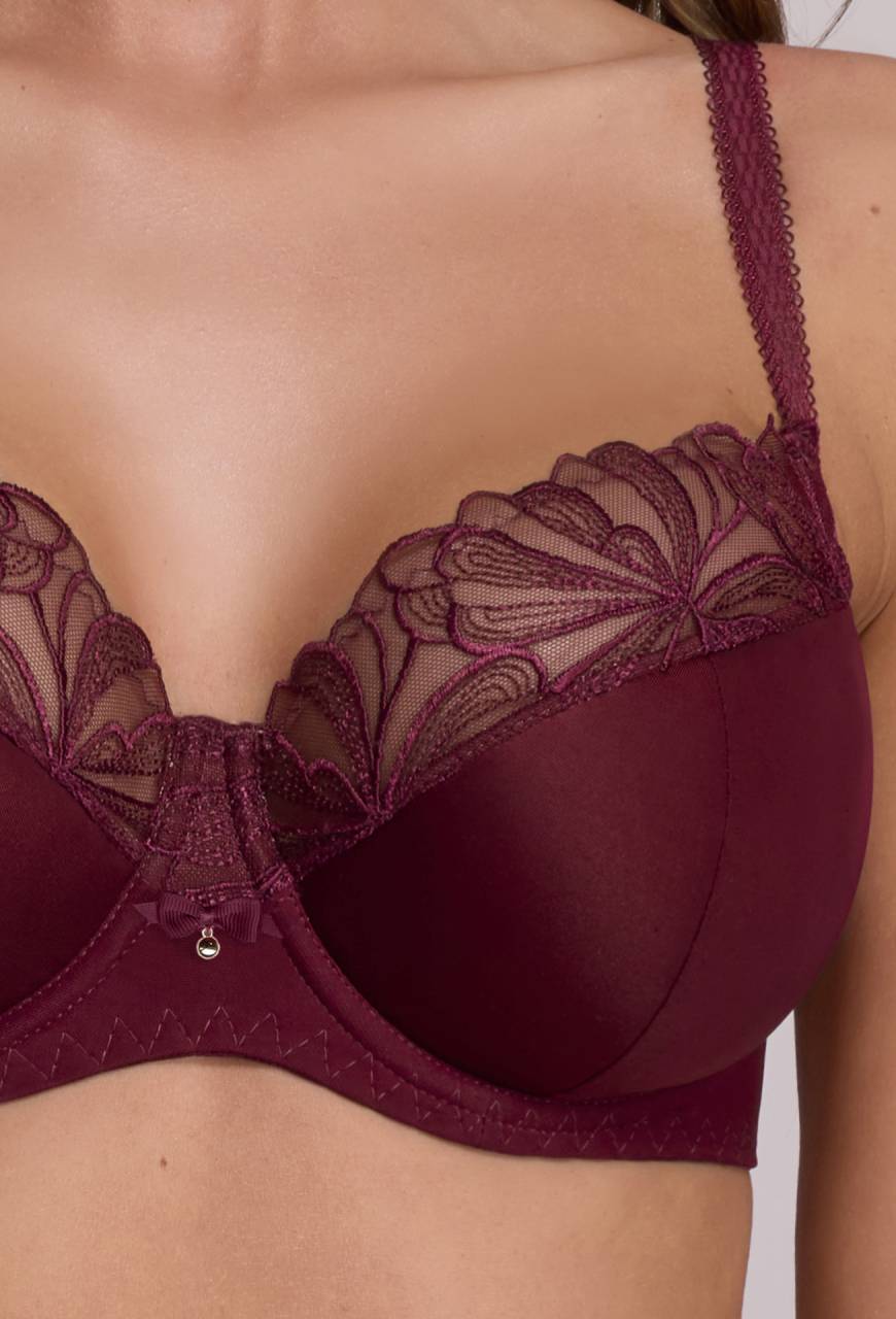 BH AV 2196 Majesty in Burgunderrot – Semi-Soft mit Stickerei