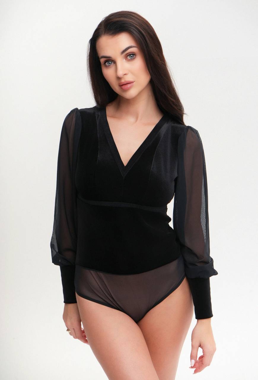 Body welurowe z przezroczystymi rękawami – eleganckie body