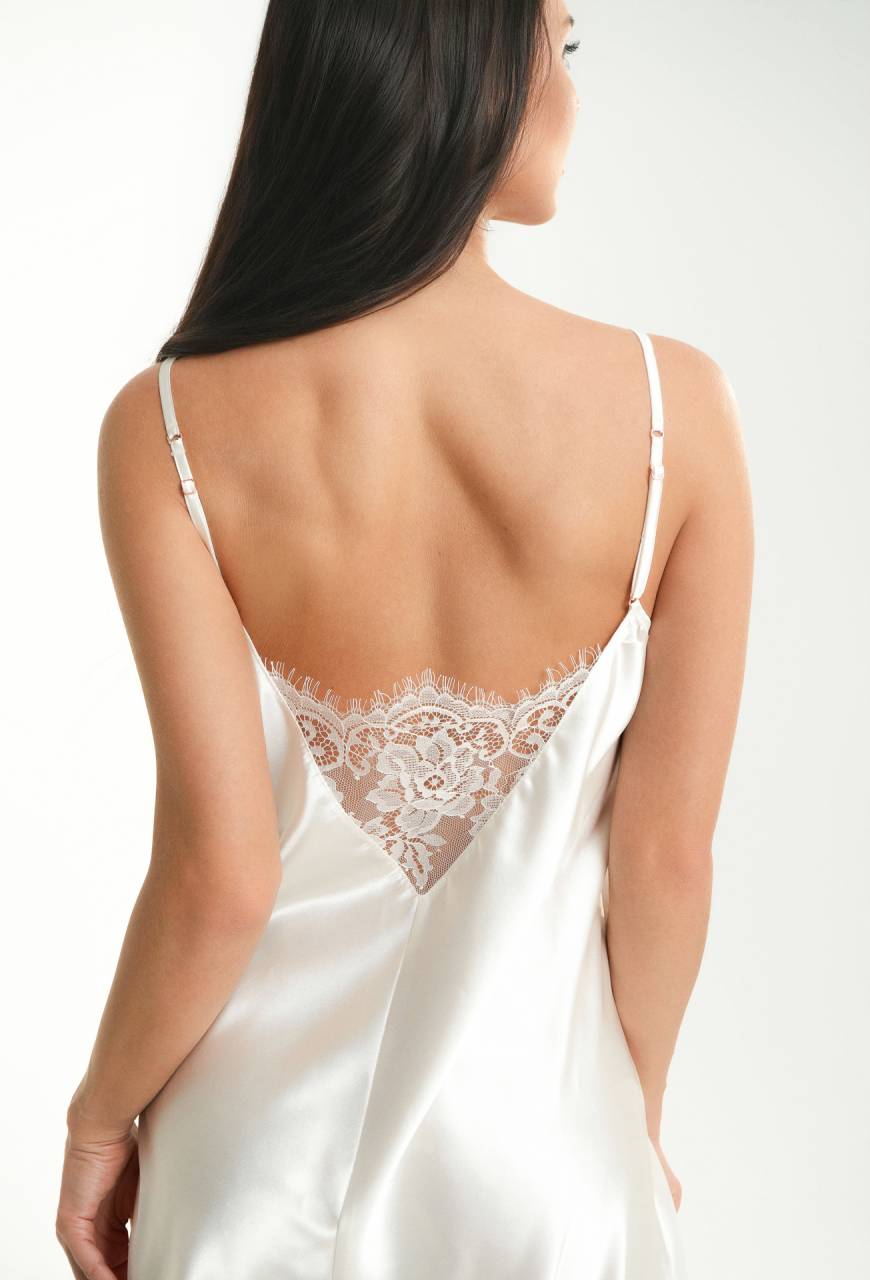 Nightdress 006 Whisper White
